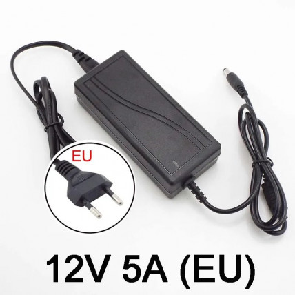 Napajalni adapter DC 12V 5A, priključek 5,5×2,5 mm, univerzalni vhod, zaščitne funkcije